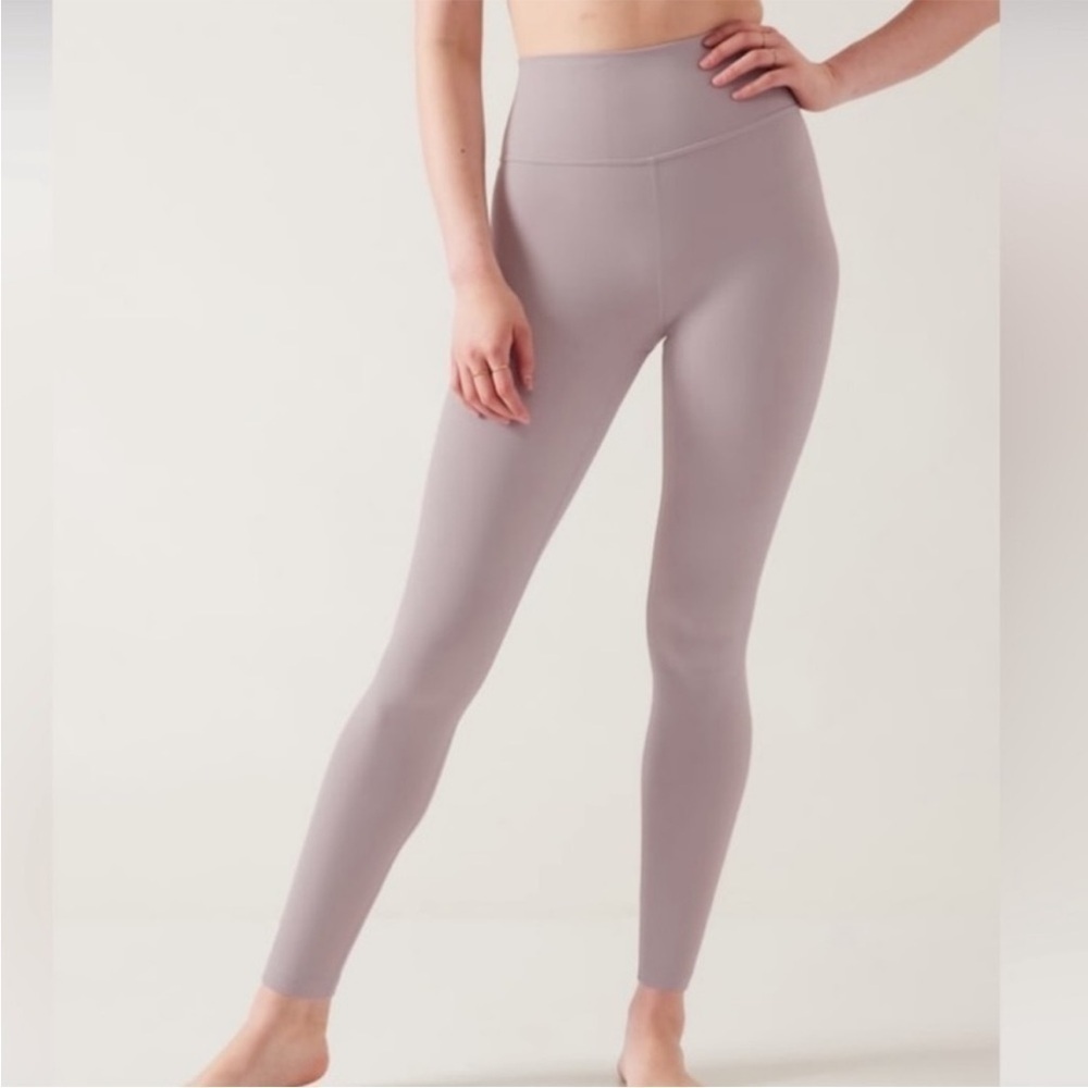 Athleta Transcend Tight Leggings Tinsel Light Purple Midrise Size Medium NEW